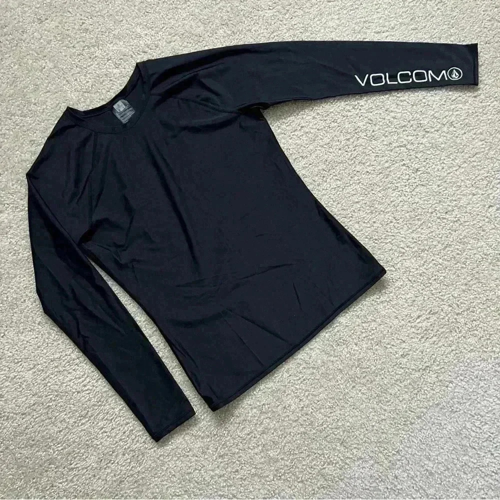 VOLCOM Black Simply Solid Long Sleeve Rashguard Swim Top Women’s Size XL.